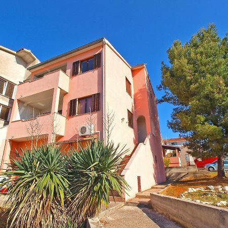 פולה Apartments Sandra 1335 מראה חיצוני תמונה