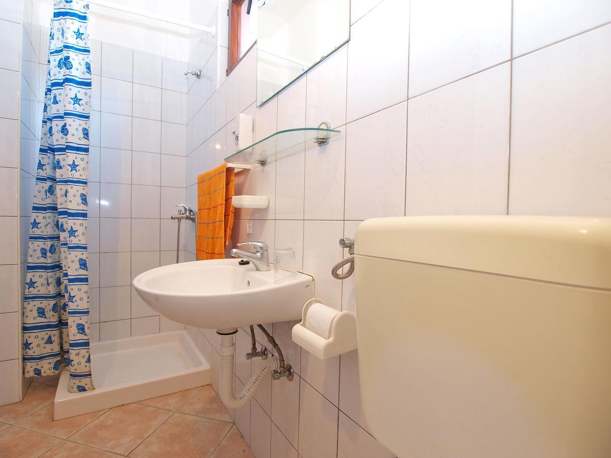 פולה Apartments Sandra 1335 מראה חיצוני תמונה